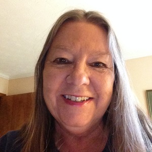 PamelaThompson-'s avatar